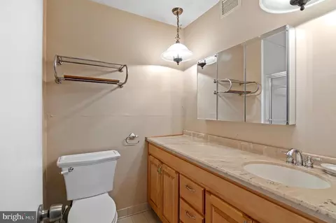 2016 Cradock St, Silver Spring, MD 20905 photo 21