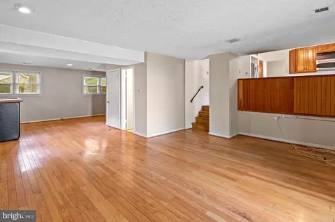 2016 Cradock St, Silver Spring, MD 20905 photo 13