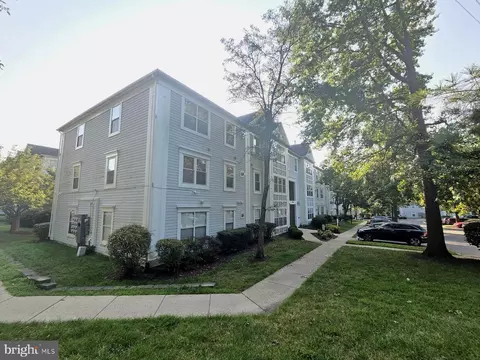 2703 Leaf Drop Ct #12-17, Silver Spring, MD 20906 photo 8