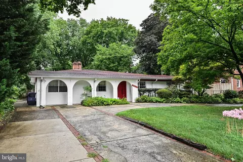 Exterior - 8802 1st Ave, Silver Spring, MD 20910 photo 2 of 16