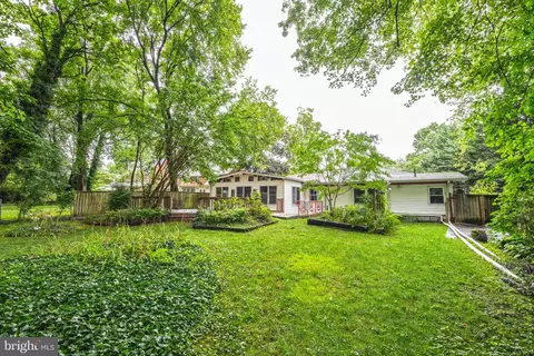 Exterior - 8802 1st Ave, Silver Spring, MD 20910 photo 9 of 16