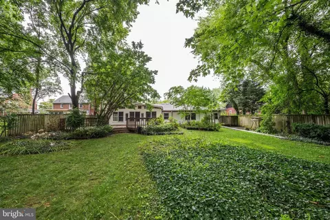 Exterior - 8802 1st Ave, Silver Spring, MD 20910 photo 11 of 16