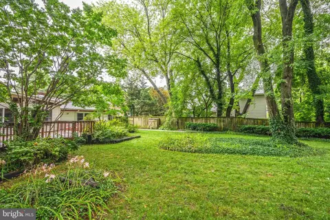 Exterior - 8802 1st Ave, Silver Spring, MD 20910 photo 14 of 16