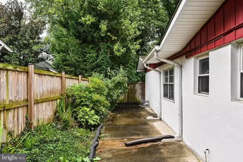 Exterior - 8802 1st Ave, Silver Spring, MD 20910 photo 6 of 16