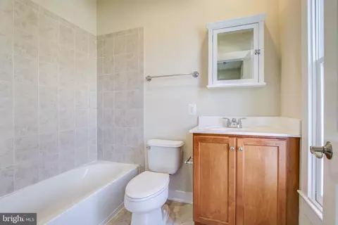 2732 Cassedy St, Silver Spring, MD 20910 photo 11