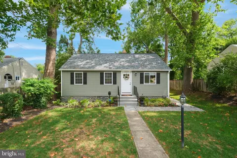 Exterior - 12215 Middle Rd, Silver Spring, MD 20906 photo 2 of 5