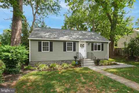 12215 Middle Rd, Silver Spring, MD 20906