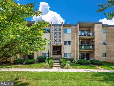12200 Braxfield Ct #206, Rockville, MD 20852