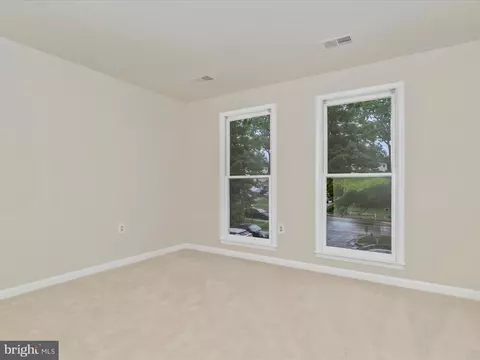 Bedroom - 1108 Arcola Ave, Silver Spring, MD 20902 photo 2 of 7