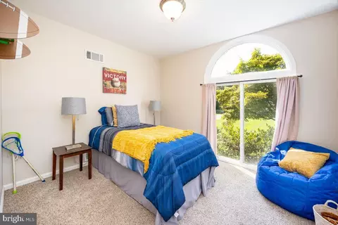 Bedroom - 708 Hobbs Dr, Silver Spring, MD 20904 photo 3 of 12