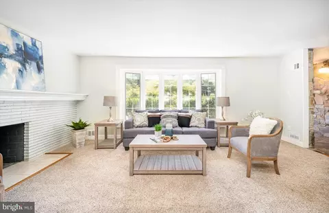 Living - 708 Hobbs Dr, Silver Spring, MD 20904 photo 12 of 17