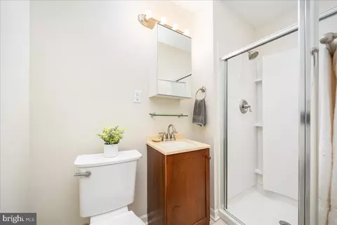 Bath - 708 Hobbs Dr, Silver Spring, MD 20904 photo 3 of 7