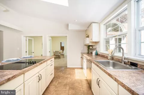 Kitchen - 708 Hobbs Dr, Silver Spring, MD 20904 photo 3 of 7