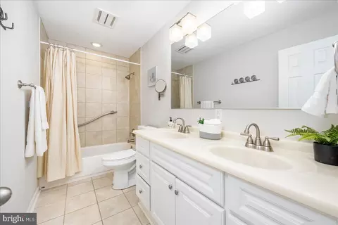 Bath - 708 Hobbs Dr, Silver Spring, MD 20904 photo 2 of 7