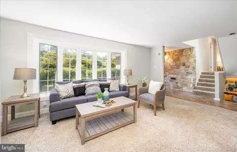Living - 708 Hobbs Dr, Silver Spring, MD 20904 photo 15 of 17