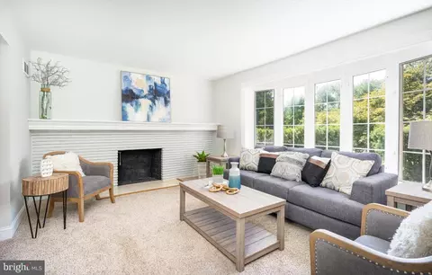 Living - 708 Hobbs Dr, Silver Spring, MD 20904 photo 13 of 17