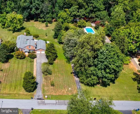 View/Area - 708 Hobbs Dr, Silver Spring, MD 20904 photo 4 of 6