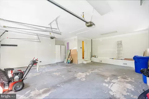 Entry Way - 708 Hobbs Dr, Silver Spring, MD 20904 photo 7 of 7