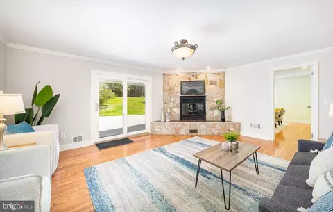 Living - 708 Hobbs Dr, Silver Spring, MD 20904 photo 10 of 17