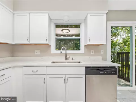 14813 Hammersmith Cir, Silver Spring, MD 20906 photo 12