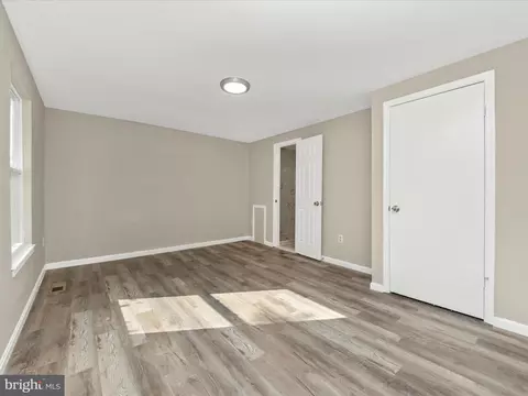 14813 Hammersmith Cir, Silver Spring, MD 20906 photo 21