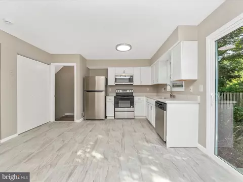 14813 Hammersmith Cir, Silver Spring, MD 20906 photo 16