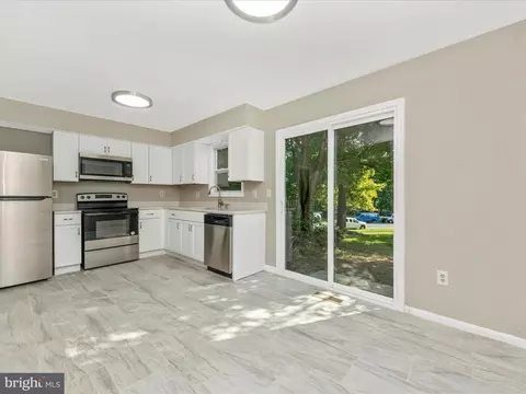 14813 Hammersmith Cir, Silver Spring, MD 20906 photo 15