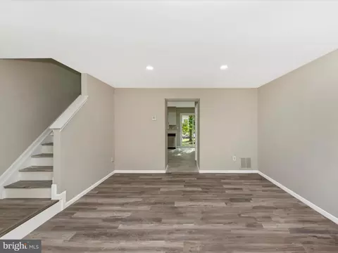 14813 Hammersmith Cir, Silver Spring, MD 20906 photo 8