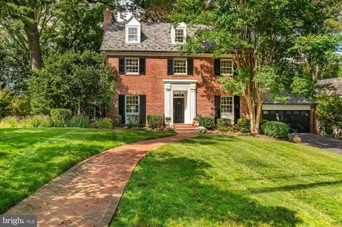 7500 Summit Ave, Chevy Chase, MD 20815