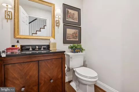 9100 Falls Rd, Potomac, MD 20854 photo 18