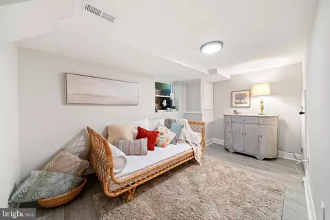 201 University Blvd W, Silver Spring, MD 20901 photo 38