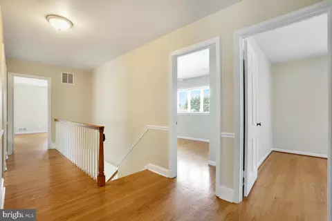 Entry Way - 2420 E Gate Dr, Silver Spring, MD 20906 photo 6 of 8