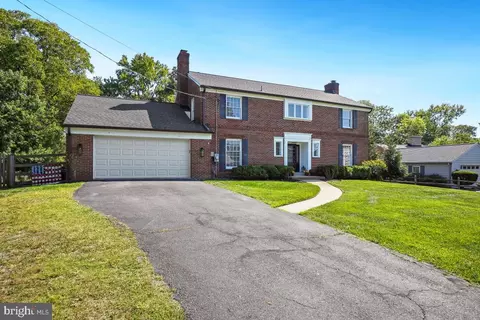 Exterior - 2420 E Gate Dr, Silver Spring, MD 20906 photo 2 of 7