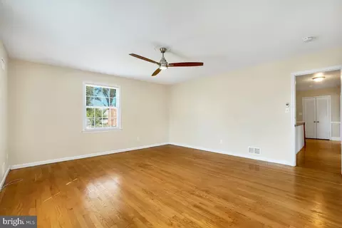 Living - 2420 E Gate Dr, Silver Spring, MD 20906 photo 6 of 10