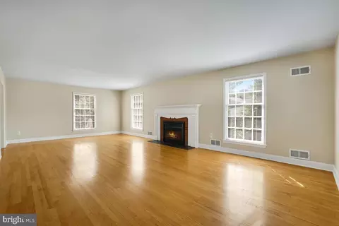 Living - 2420 E Gate Dr, Silver Spring, MD 20906 photo 1 of 10