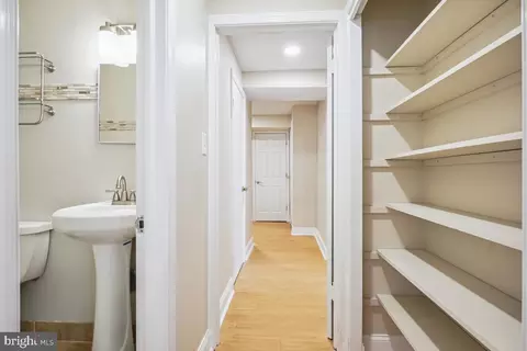 Entry Way - 2420 E Gate Dr, Silver Spring, MD 20906 photo 7 of 8