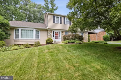 614 Smallwood Rd, Rockville, MD 20850