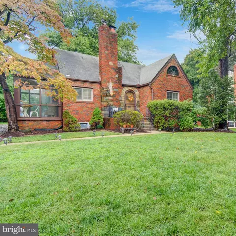 9510 Saybrook Ave, Silver Spring, MD 20901 photo 2