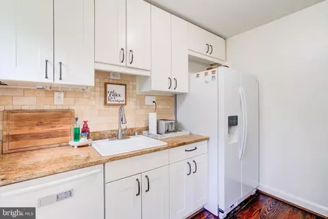 9510 Saybrook Ave, Silver Spring, MD 20901 photo 7