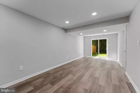 Living - 13922 Tabiona Dr, Silver Spring, MD 20906 photo 5 of 6