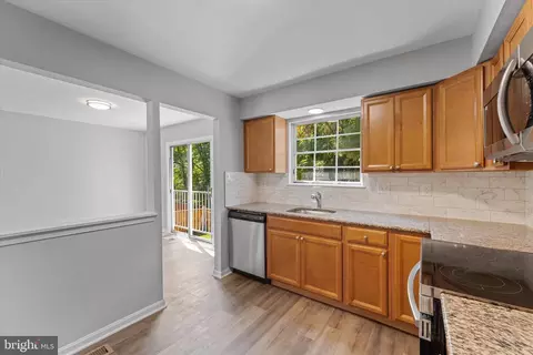 Entry Way - 13922 Tabiona Dr, Silver Spring, MD 20906 photo 3 of 3