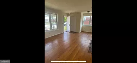 9618 Cottrell Ter, Silver Spring, MD 20903 photo 2