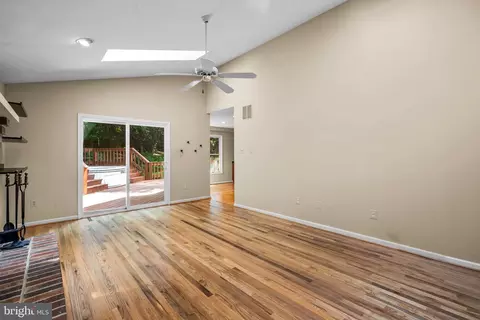 Living - 13511 Cedar Creek Ln, Silver Spring, MD 20904 photo 6 of 6
