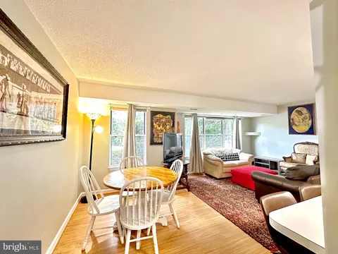 2600 Squaw Valley Ct #1-1, Silver Spring, MD 20906 photo 2