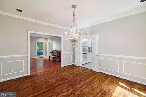 2300 Cranberry Ter, Silver Spring, MD 20906 photo 10
