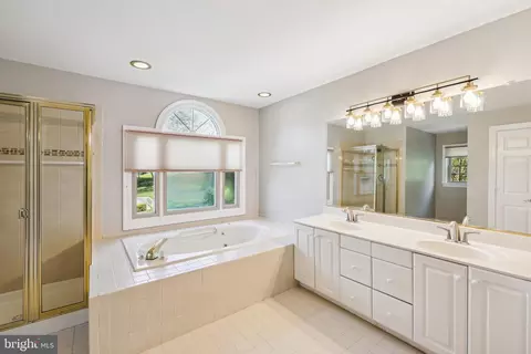 2300 Cranberry Ter, Silver Spring, MD 20906 photo 23