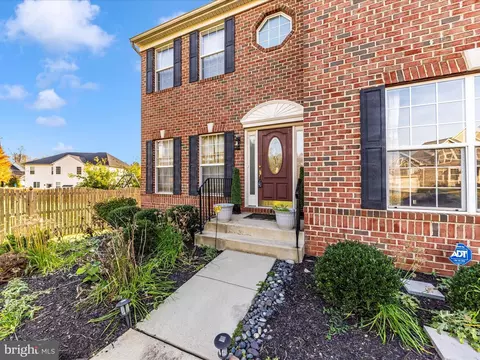 Exterior - 13923 Schaeffer Rd, Boyds, MD 20841 photo 6 of 7