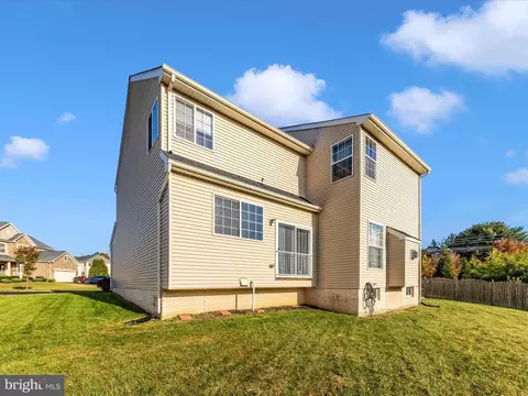 Exterior - 13923 Schaeffer Rd, Boyds, MD 20841 photo 7 of 7