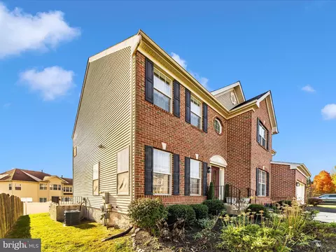 Exterior - 13923 Schaeffer Rd, Boyds, MD 20841 photo 3 of 7