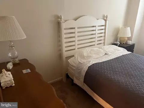 15100 Interlachen Dr #4-211, Silver Spring, MD 20906 photo 17